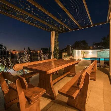 Holiday home Cera Fuer 8 Personen In *